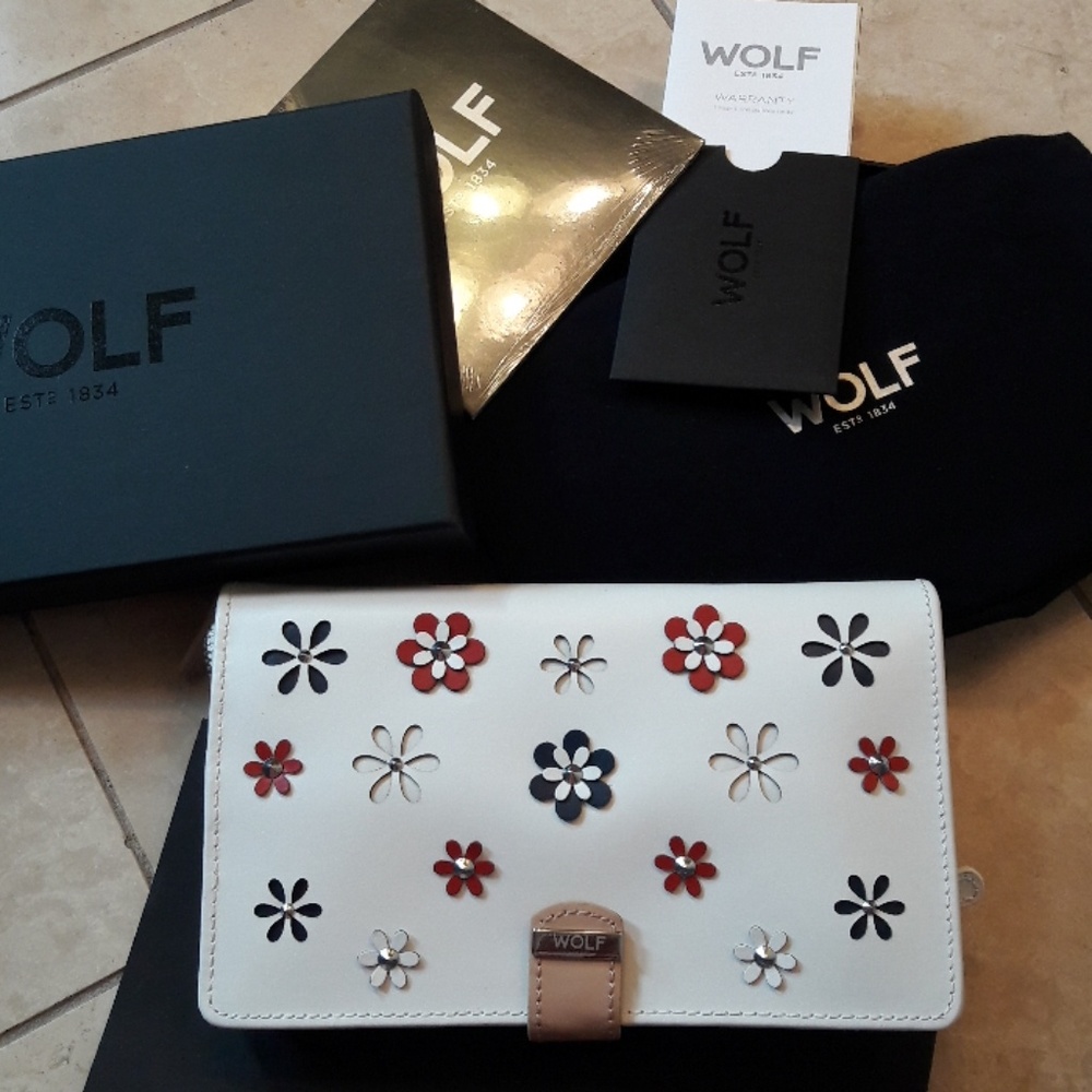 Wolf Jewelry  Portfolio